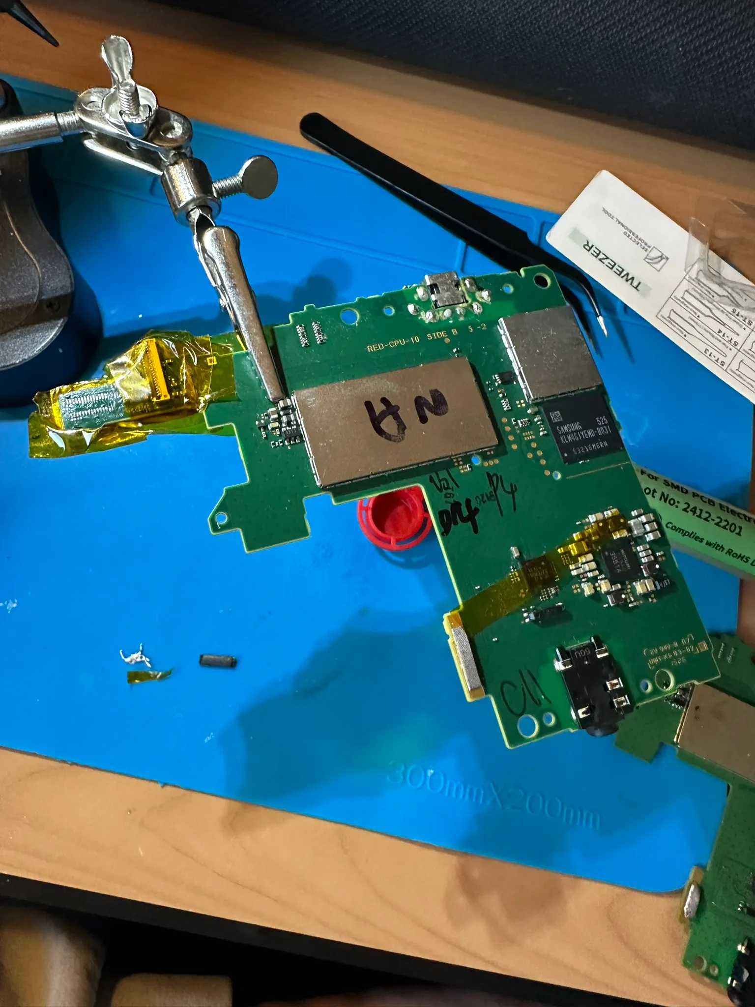 Replacing a zif connector of a new 3DS XL